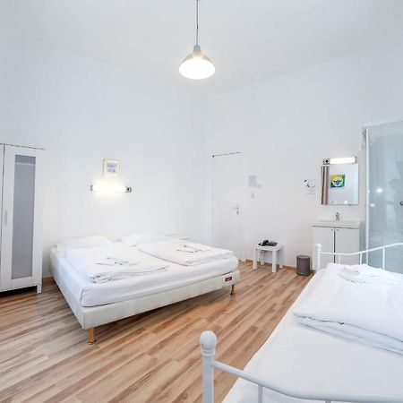 Timeout City Hotel, 5 Min To City Center, Self Check In Відень Екстер'єр фото