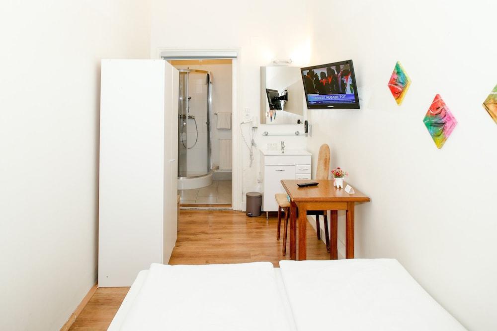 Timeout City Hotel, 5 Min To City Center, Self Check In Відень Екстер'єр фото
