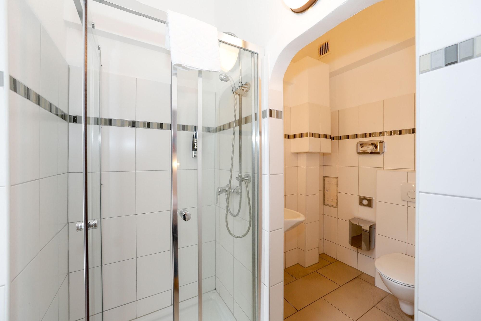 Timeout City Hotel, 5 Min To City Center, Self Check In Відень Екстер'єр фото