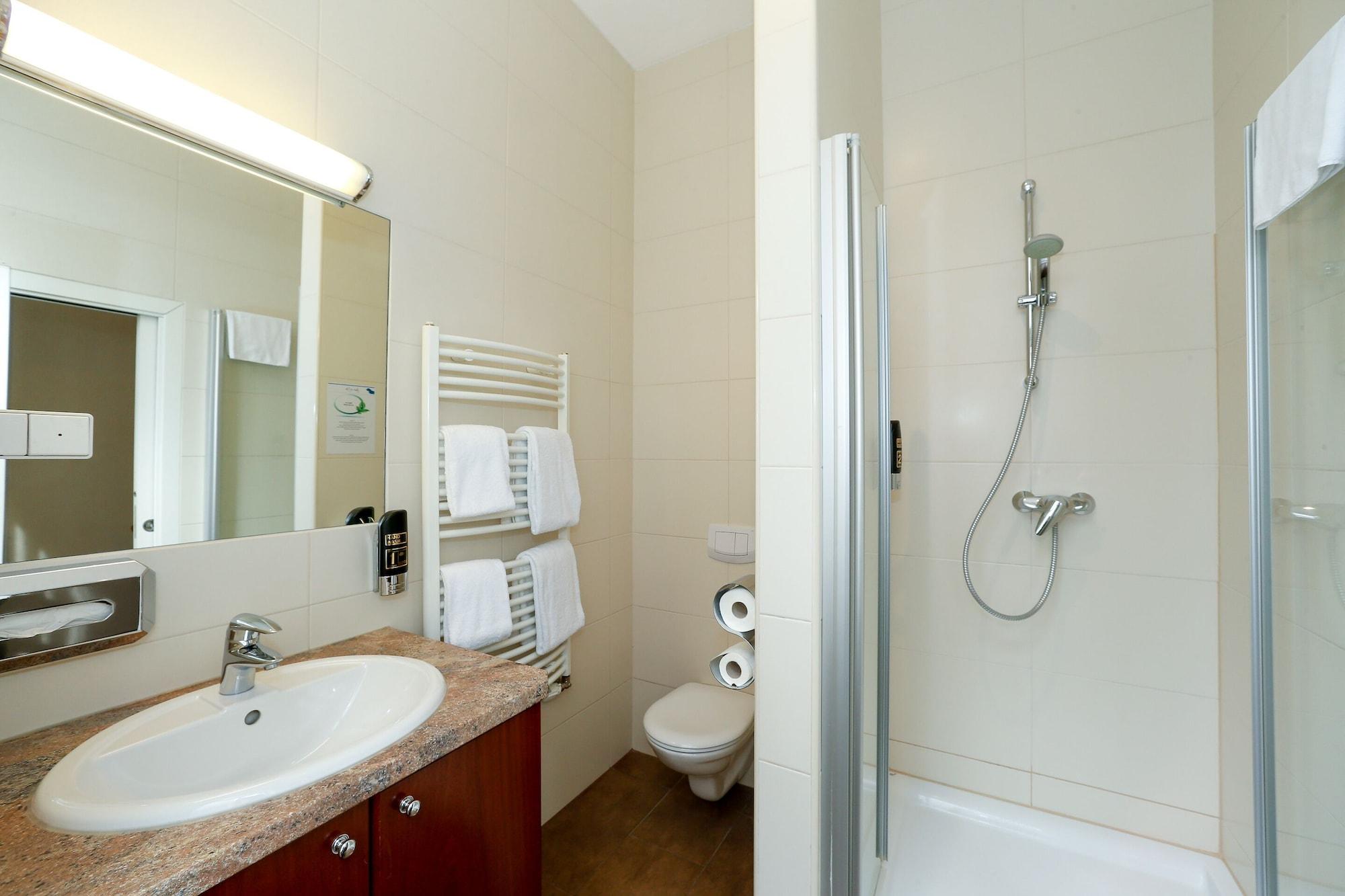 Timeout City Hotel, 5 Min To City Center, Self Check In Відень Екстер'єр фото