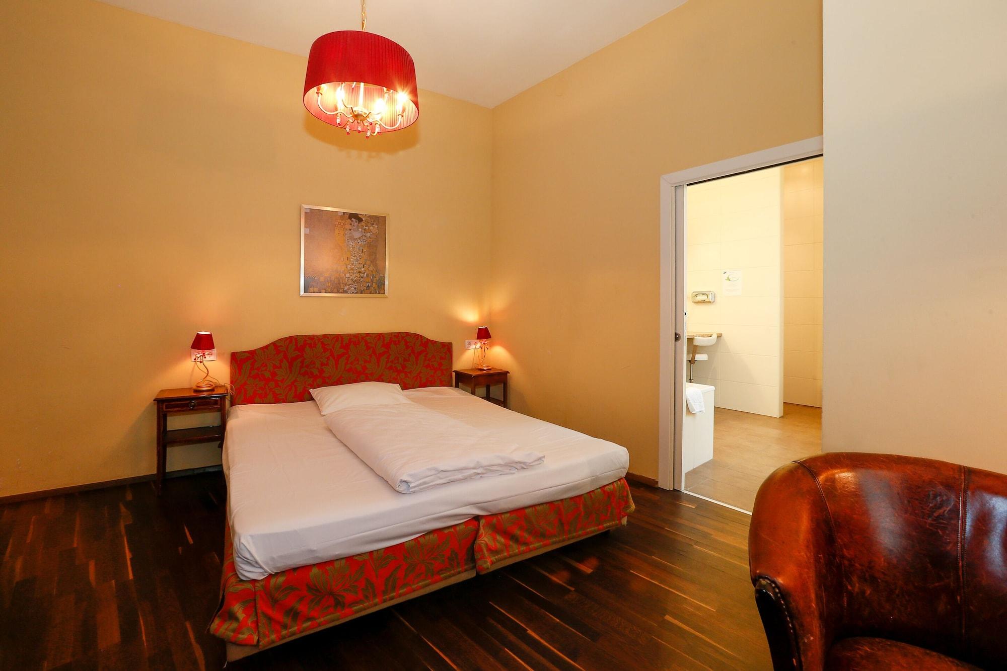 Timeout City Hotel, 5 Min To City Center, Self Check In Відень Екстер'єр фото