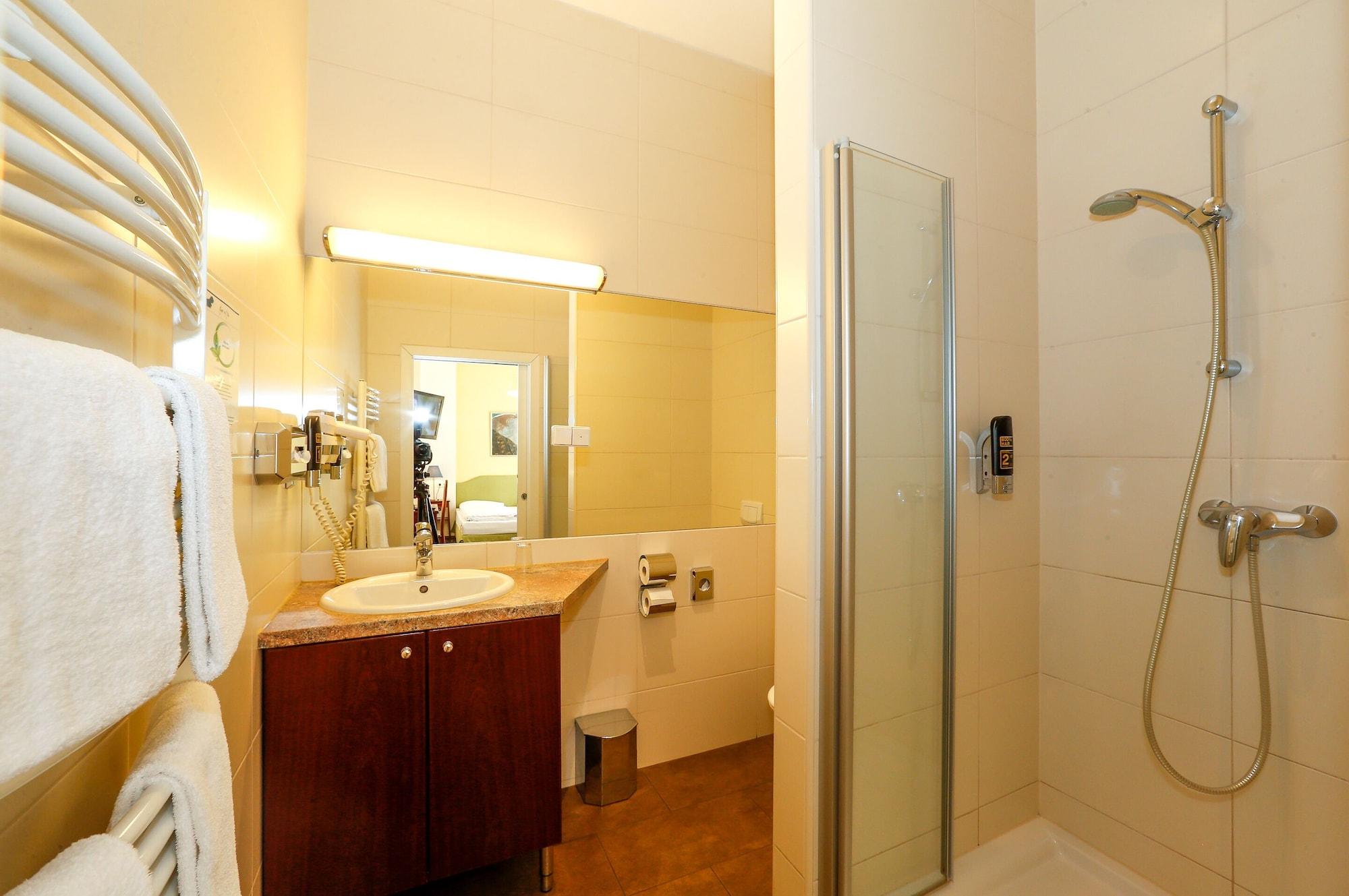 Timeout City Hotel, 5 Min To City Center, Self Check In Відень Екстер'єр фото