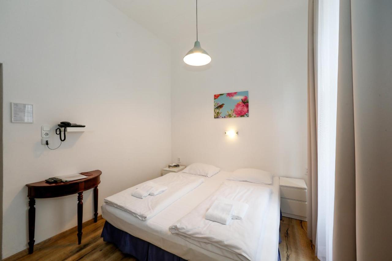 Timeout City Hotel, 5 Min To City Center, Self Check In Відень Екстер'єр фото